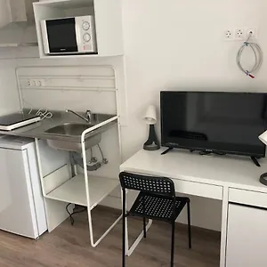 Omega Aparthotel